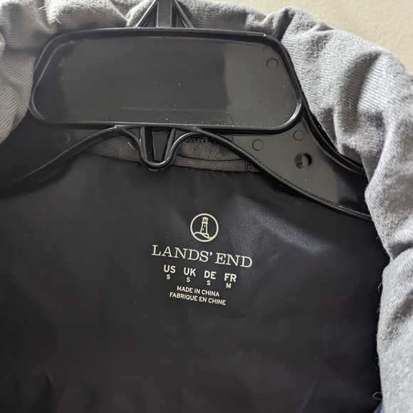 Land's End Vest, Size Small - Picture 4 of 8